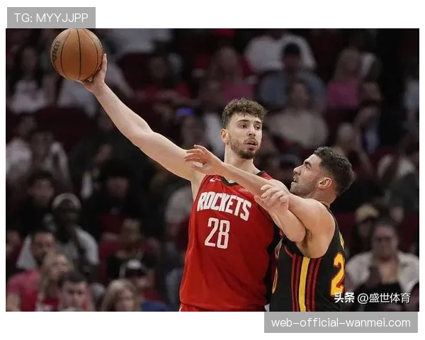 基扬特乔治连续高分表现 爵士后卫承担进攻重任